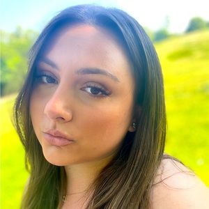 Meet your Posher, Gillian